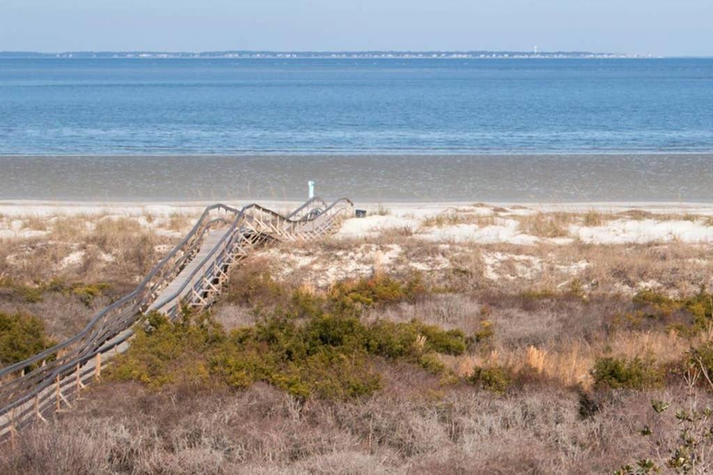Pelican Point Unobstructed Beach Views Beach Access Out Back Door! Harbor Island Buitenkant foto